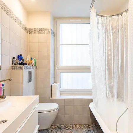 Guestready - Bright Retreat Near The Of